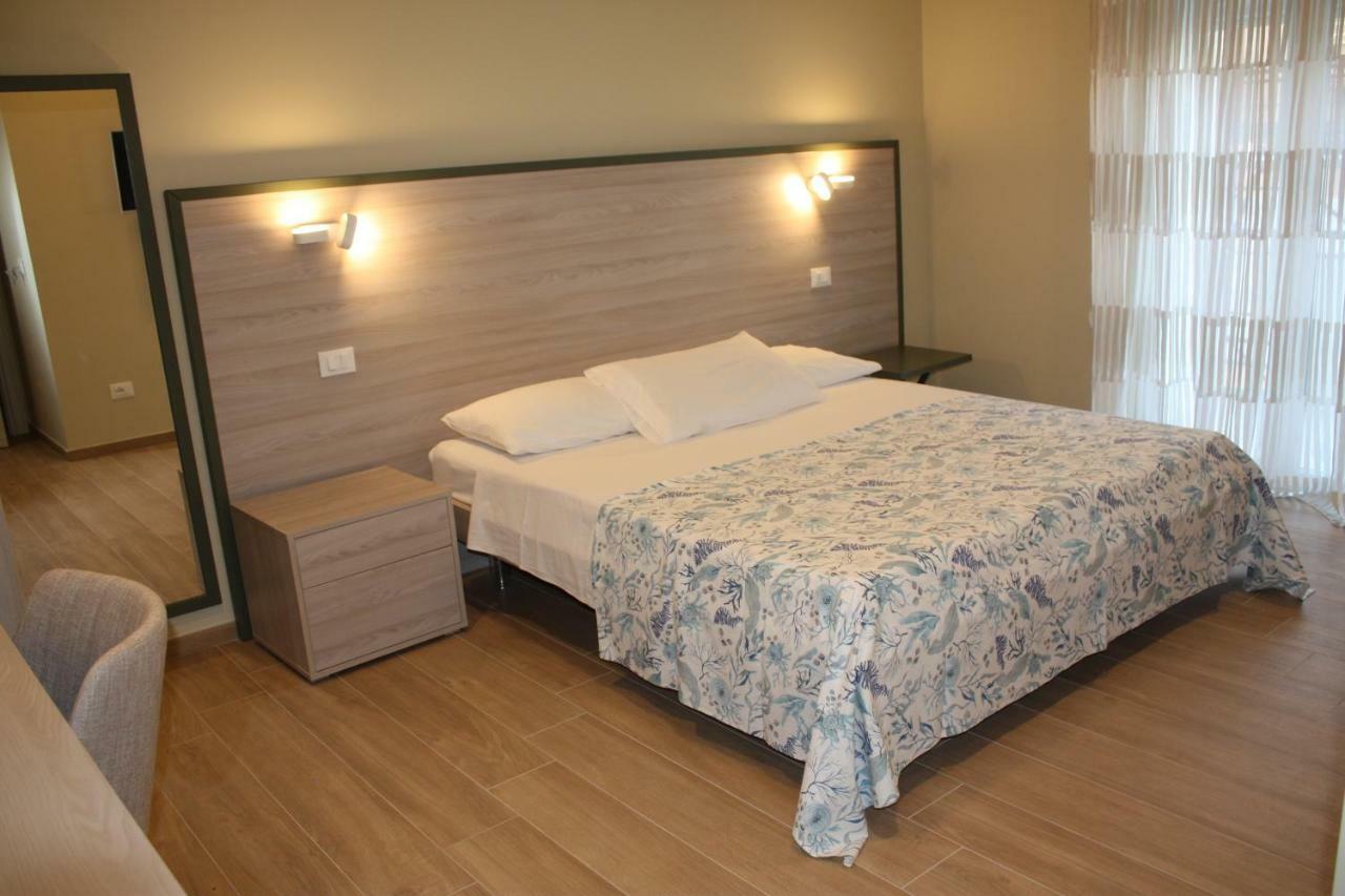 Casa Del Sole Hotel Syracuse ภายนอก รูปภาพ